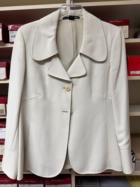 Ellen Tracy cream Button closure Blazer